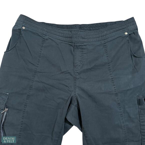 Beyond Scrubs Black & Pink Zip V-Neck Top + Drawstring Pants Set PXL/XXL - Picture 12 of 16